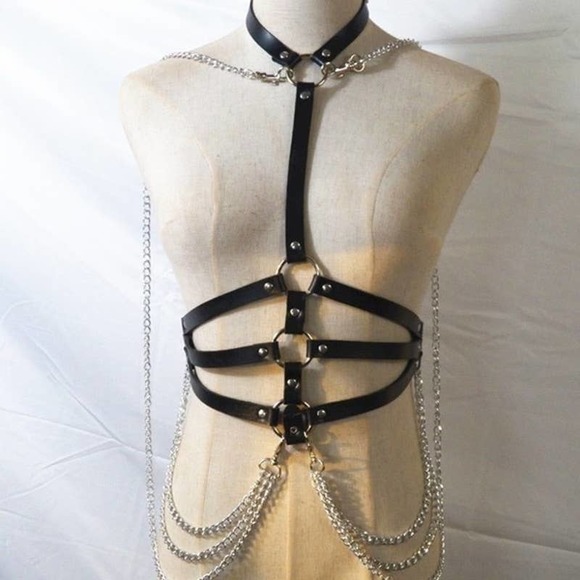 Sexy Gothic Leather Belt Chain Harness